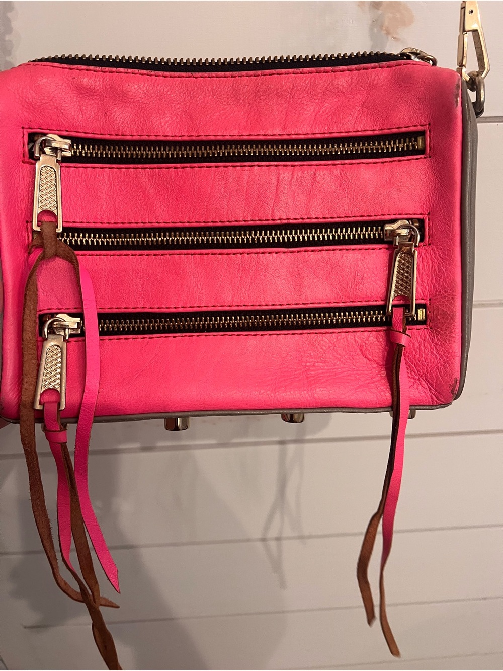 Y2K Women's Hot Pink Crossbody Bag with Chain Strap - Picture 3 of 11